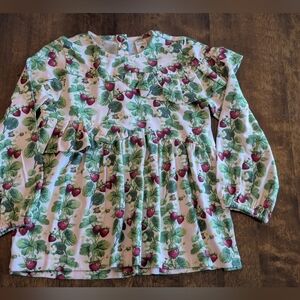 Kate Quinn Strawberry Vines Bamboo Top/ 3T/ Like New!